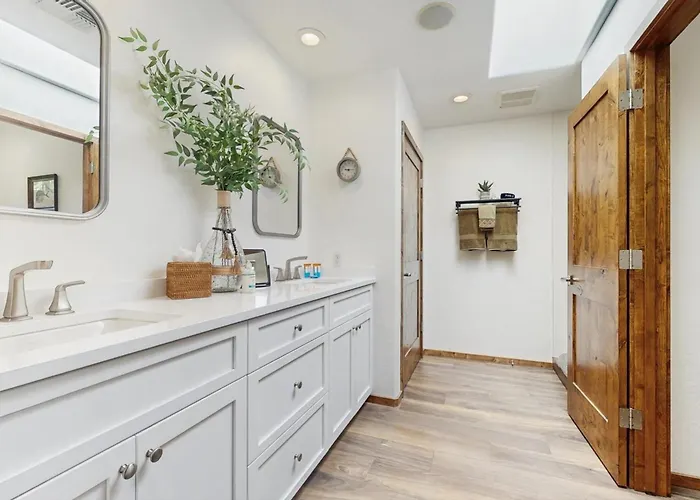 Holiday home Oak Creek Gem